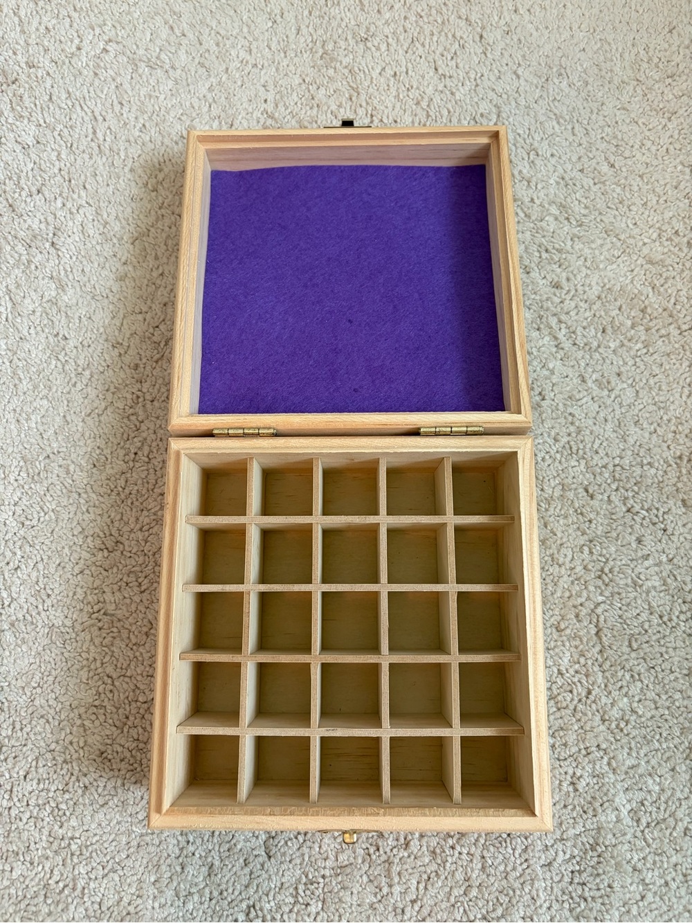 Essential Oil Wood Storage Box Holds 25‎ Bottles